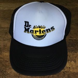 Dr Martens trucker cap